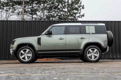 2025 Land Rover Defender P400 S