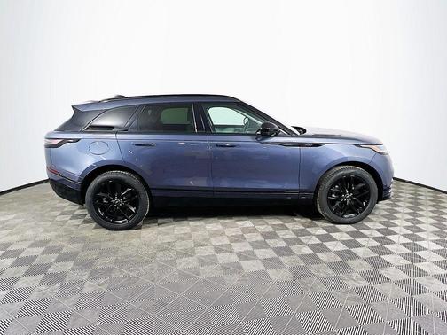 2025 Land Rover Range Rover Velar P250 Dynamic SE