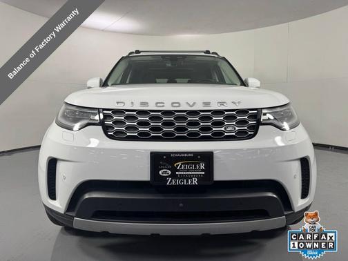 Fuji White 2023 Land Rover Discovery S