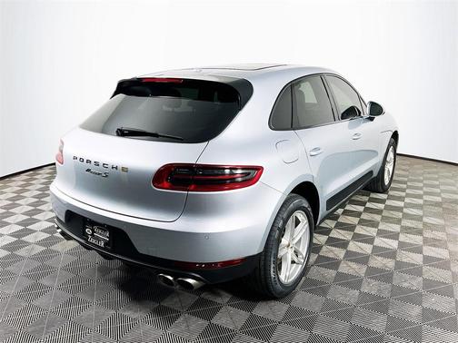 2017 Porsche Macan S