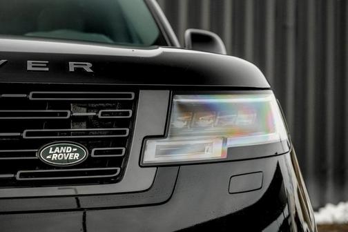 2025 Land Rover Range Rover P530 SE