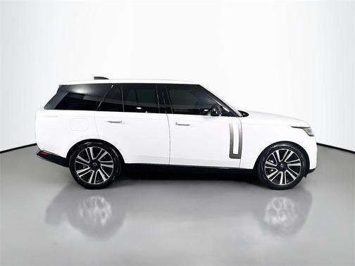 2023 Land Rover Range Rover P400 SE
