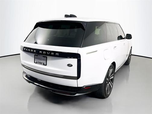 2023 Land Rover Range Rover P400 SE