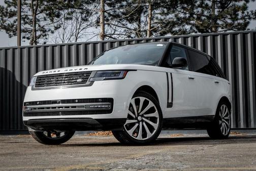 2025 Land Rover Range Rover P530 SE 7 Seat
