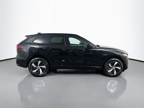 Santorini Black 2026 Jaguar F-PACE P250 R-Dynamic S