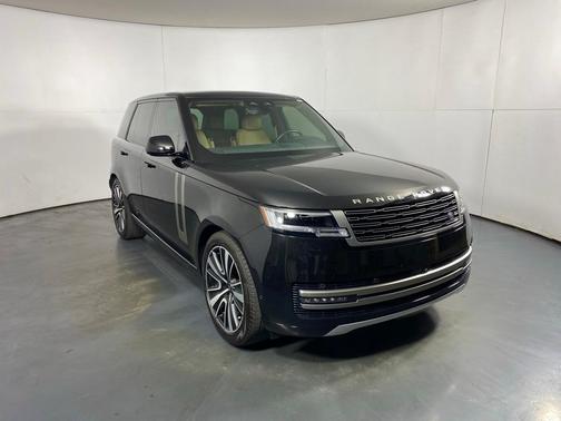 2024 Land Rover Range Rover P400 SE