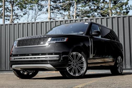 2025 Land Rover Range Rover P530 SE 7 Seat