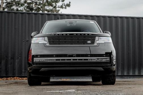 2025 Land Rover Range Rover P400 SE