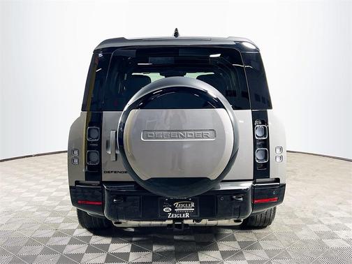 2024 Land Rover Defender P400 X