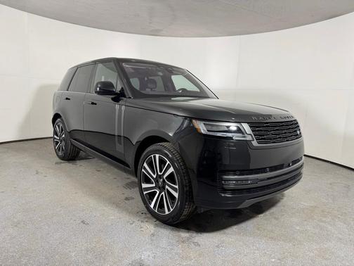 2023 Land Rover Range Rover P440e SE