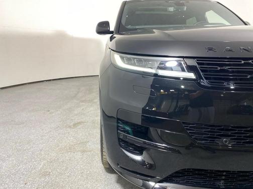 2025 Land Rover Range Rover Sport P460 Dynamic SE