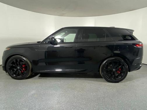 2025 Land Rover Range Rover Sport P460 Dynamic SE