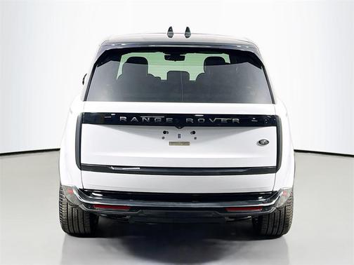 2022 Land Rover Range Rover SE LWB 7