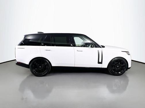 2022 Land Rover Range Rover SE LWB 7