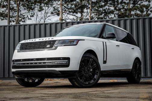 2026 Land Rover Range Rover P400 SE 7 Seat