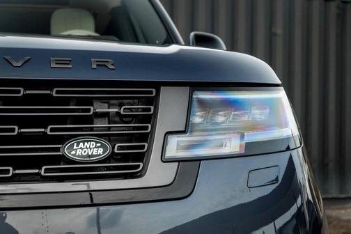 2025 Land Rover Range Rover P530 SE 7 Seat