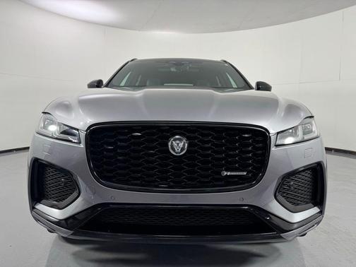 2025 Jaguar F-PACE P250 R-Dynamic S
