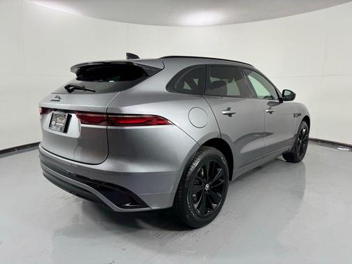 2025 Jaguar F-PACE P250 R-Dynamic S