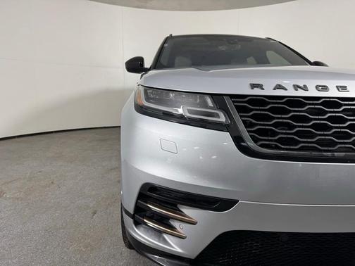 2019 Land Rover Range Rover Velar P250 SE R-Dynamic