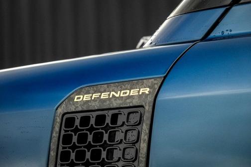 2026 Land Rover Defender OCTA