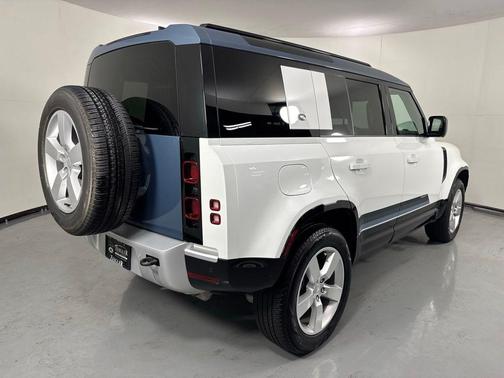 Fuji White 2024 Land Rover Defender P300