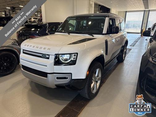 Fuji White 2024 Land Rover Defender P300