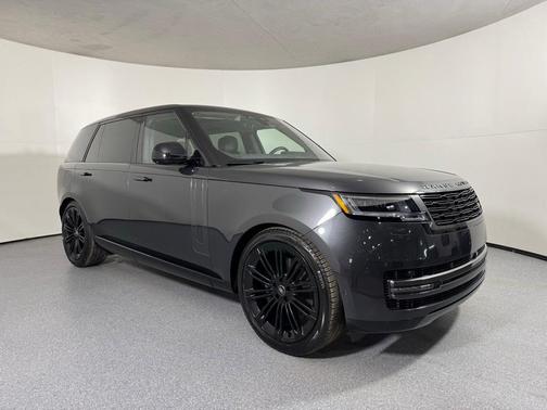 2024 Land Rover Range Rover P400 SE