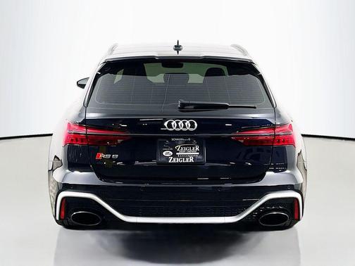 Sebring Black Crystal Effect 2022 Audi RS 6 Avant 4.0T quattro