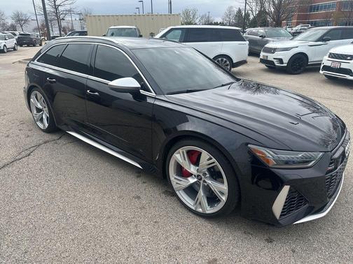 Sebring Black Crystal Effect 2022 Audi RS 6 Avant 4.0T quattro