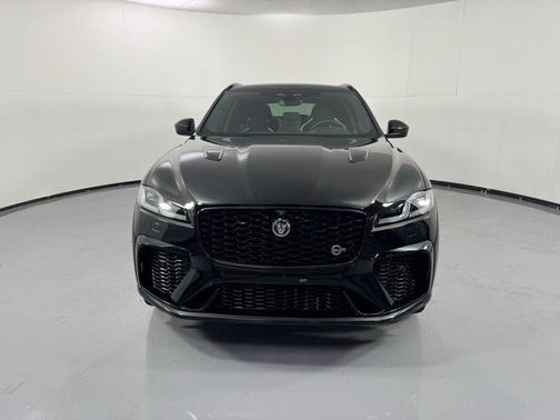 Santorini Black 2024 Jaguar F-PACE SVR