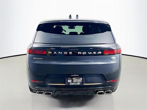 2023 Land Rover Range Rover Sport First Edition
