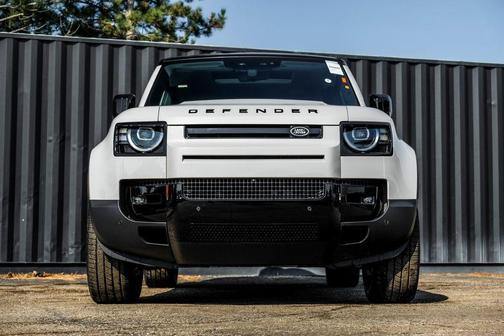 Borasco Grey 2026 Land Rover Defender P300 S