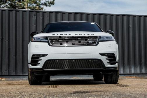 2026 Land Rover Range Rover Velar P400 Dynamic SE