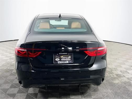 2024 Jaguar XF R-Dynamic SE