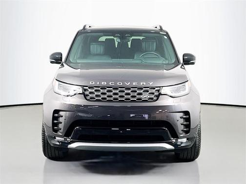 2025 Land Rover Discovery P360 Metropolitan Edition