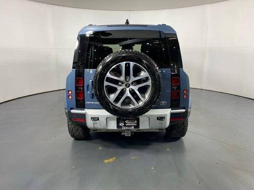 2021 Land Rover Defender 110 SE