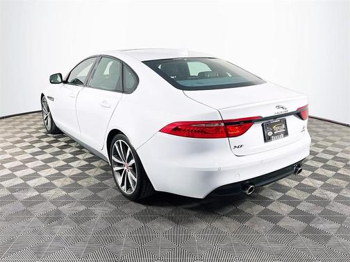2017 Jaguar XF S