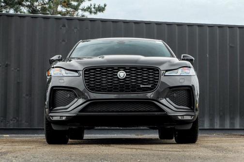 2025 Jaguar F-PACE P250 R-Dynamic S