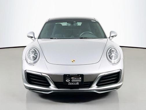 2017 Porsche 911 Carrera S