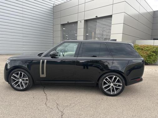 2024 Land Rover Range Rover P400 SE