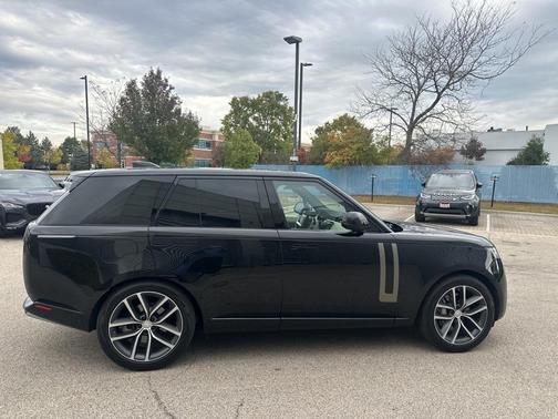 2024 Land Rover Range Rover P400 SE
