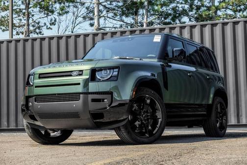 Woolstone Green 2026 Land Rover Defender P500 X-Dynamic SE