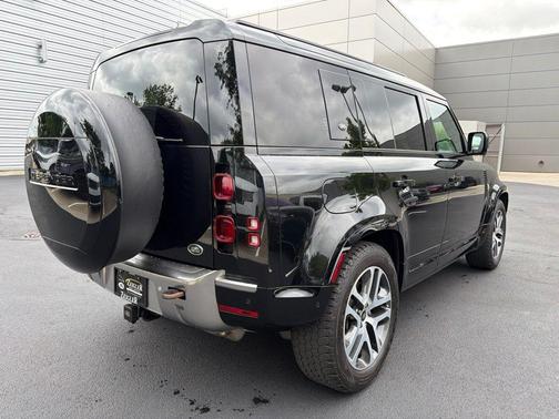 Santorini Black 2023 Land Rover Defender 110 SE