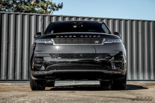 2025 Land Rover Range Rover Sport P360 SE