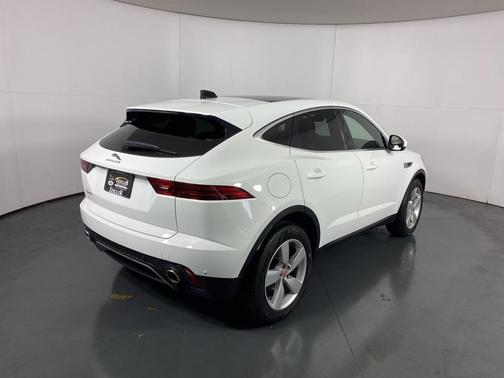 2022 Jaguar E-PACE SE