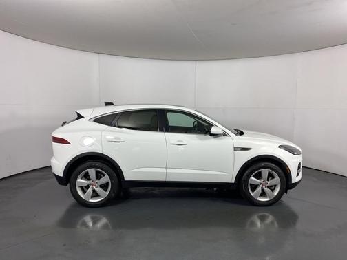 2022 Jaguar E-PACE SE