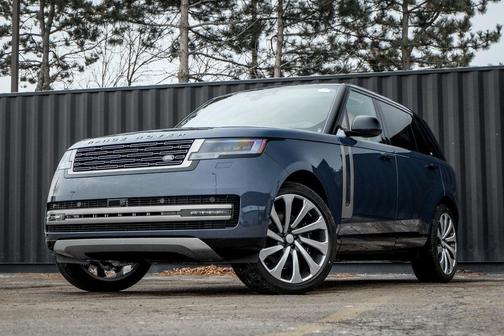 2025 Land Rover Range Rover P530 SE 7 Seat