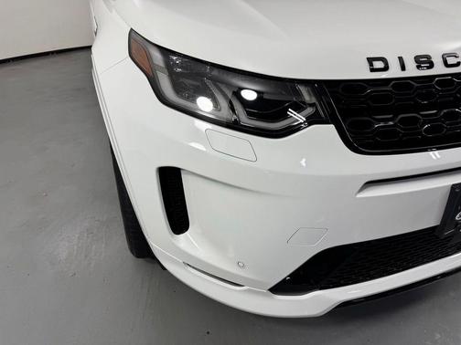 Fuji White 2022 Land Rover Discovery Sport R-Dynamic S