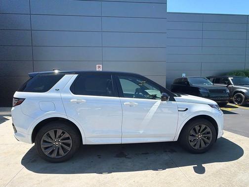 Fuji White 2022 Land Rover Discovery Sport R-Dynamic S