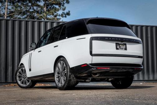 2025 Land Rover Range Rover P400 SE